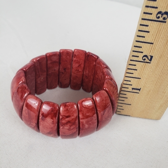 Red Circular Elastic Stretch Bracelet OSFM - Picture 4 of 4